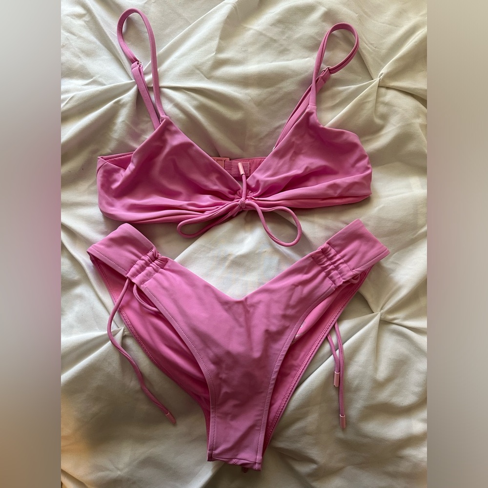 Blackbough Sophia Scrunched Set